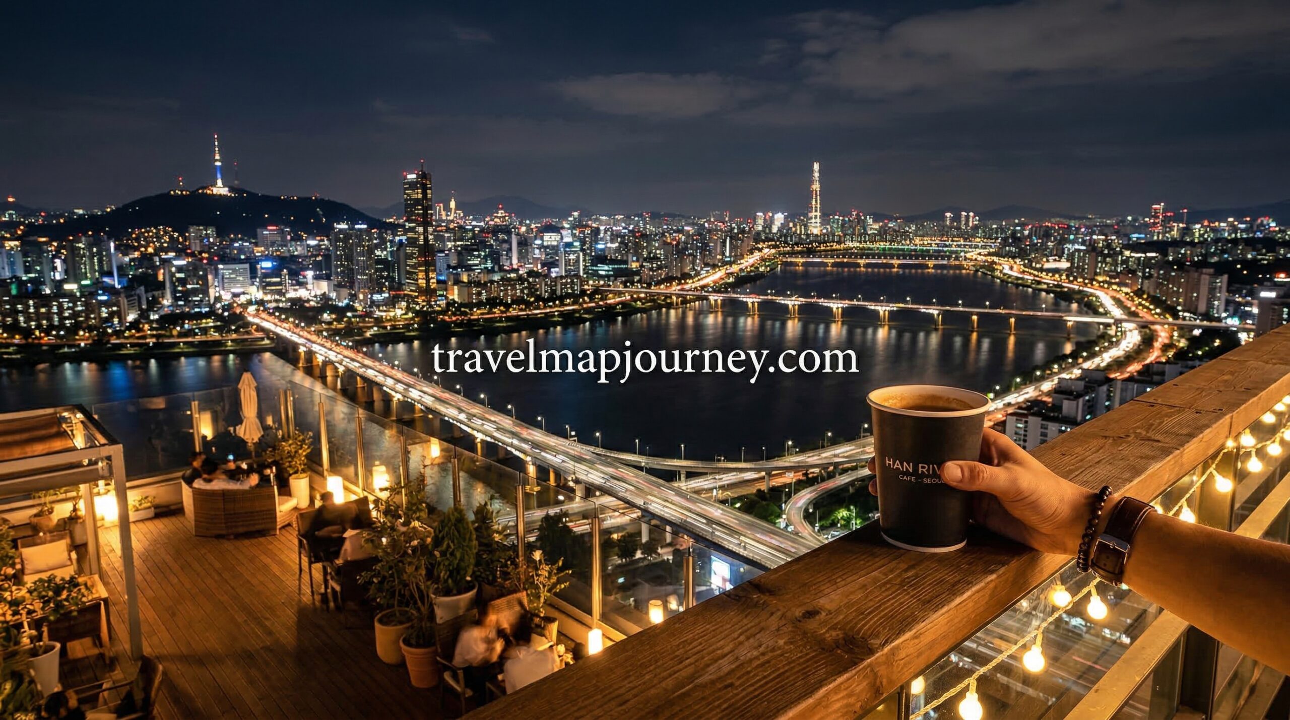 한강뷰 루프탑 카페 서울 야경 파노라마 테라스 전경