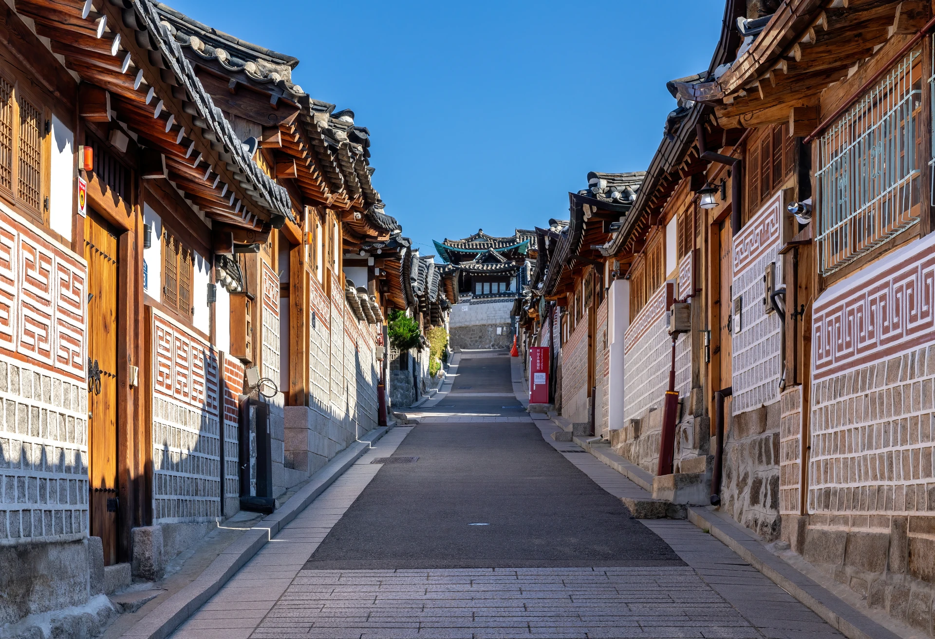 Bukchon-ro 11-gil hanok street in Seoul