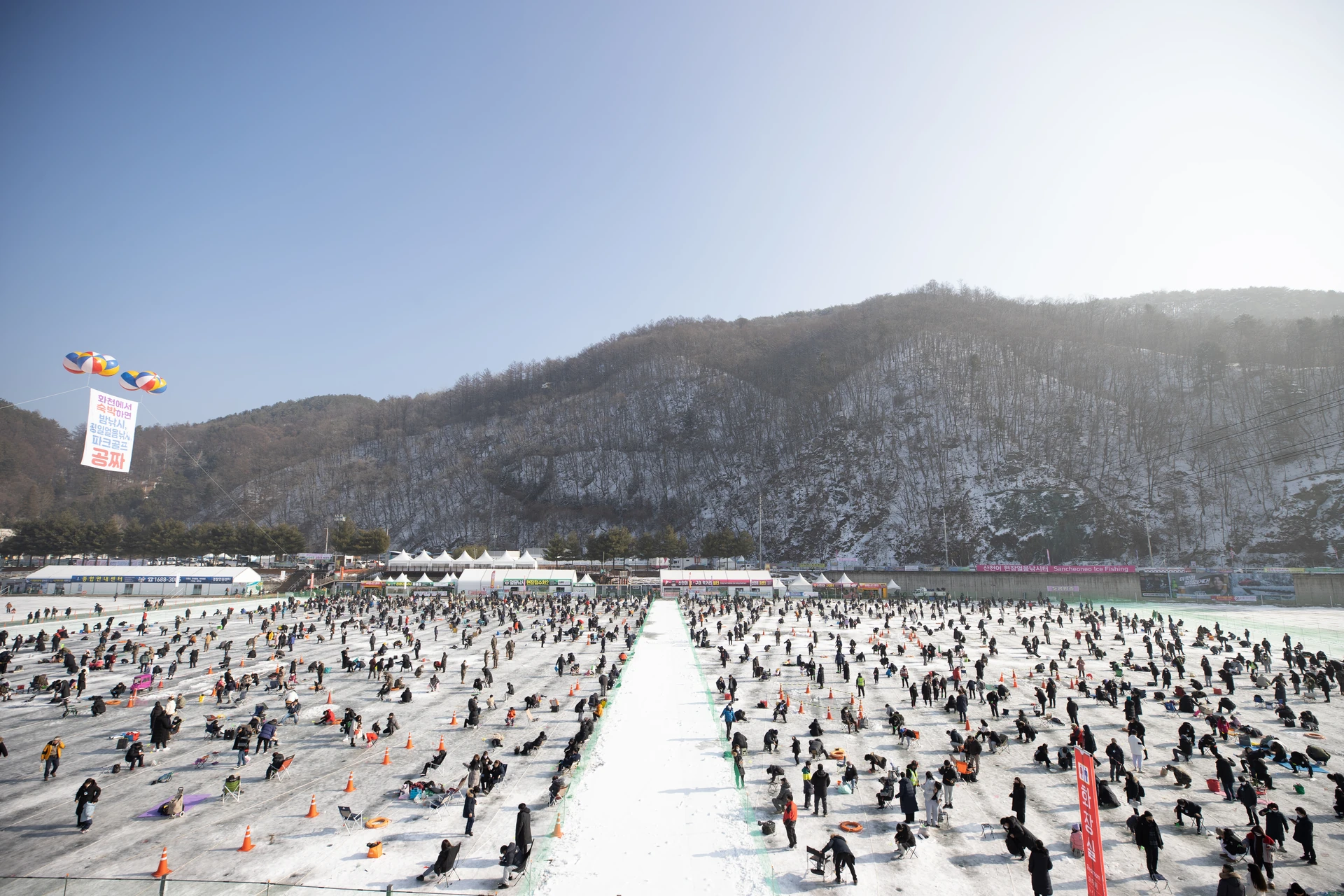 2023년 화천산천어축제 얼음낚시 구역의 실제 전경