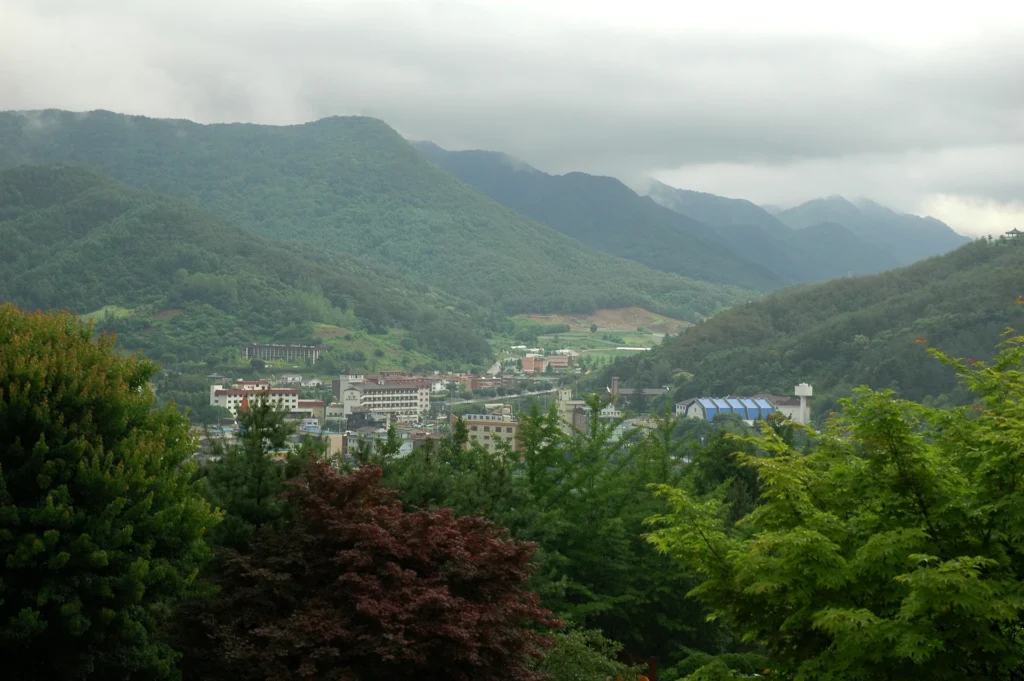 국내온천여행, 수안보·온양·덕산 선택